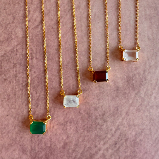 Rectangular Pendant Necklaces under 2k